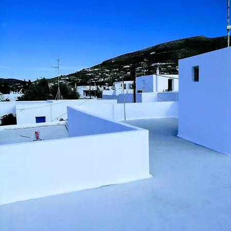 Parikia House Semesterbostad *