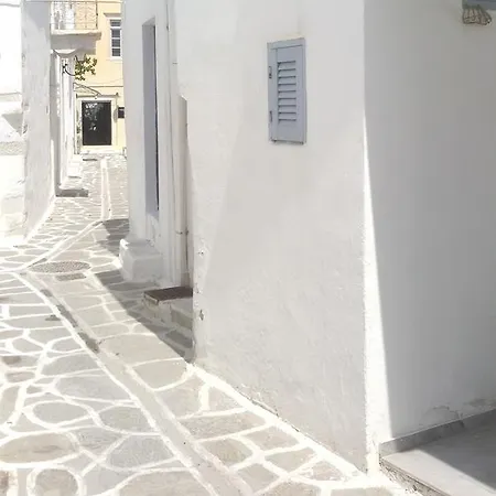 Parikia House * パロス島
